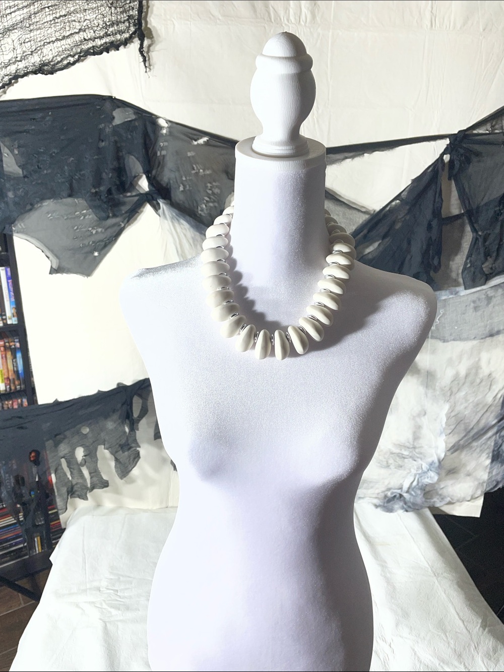 White Chunky Bead Statement Necklace - Women Jewelry